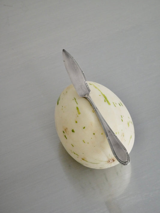 Buttermesser im Fadenmuster