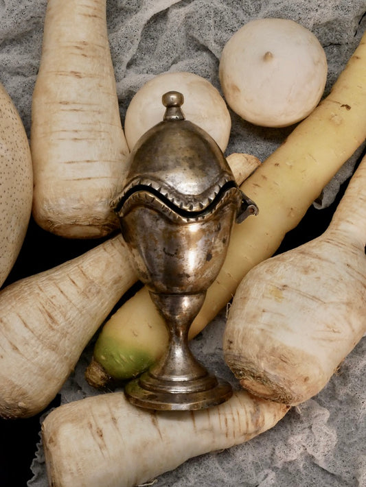 Hotelsilber Eierbecher mit Deckel