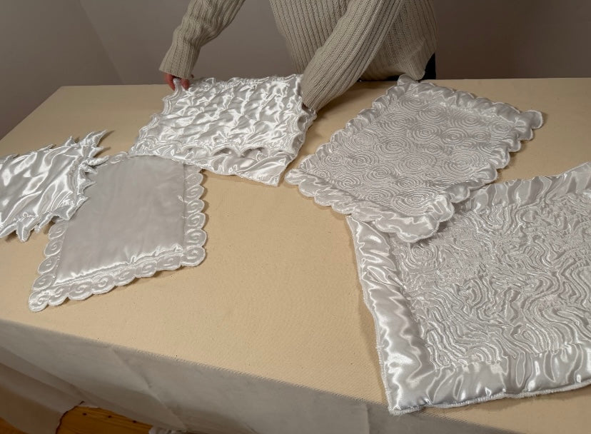 Satin Sets | Manou Schatton