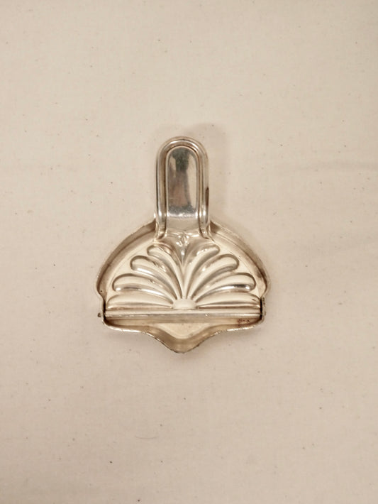 Lemon squeezer | Art Nouveau